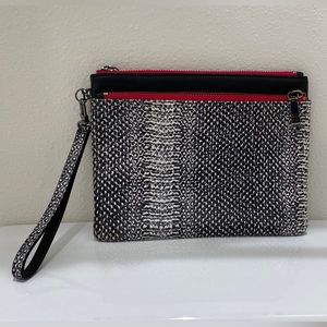 Nordstrom Halogen Leather Wristlet 🖤🤍🩷